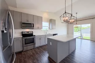 1034 Sweet River Dr, Saint Paul, MO 63366 - Photo 10