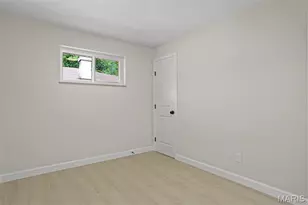 9137 Harold Dr, Woodson Terrace, MO 63134 - Photo 24