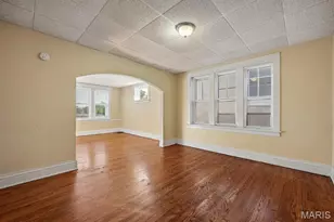 2806 Osage St, Saint Louis, MO 63118 - Photo 6