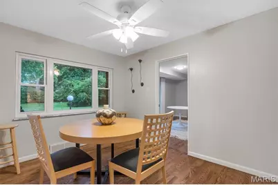 10050 Kalinda Lane, Saint Louis, MO 63128 - Photo 6
