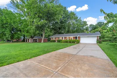 10050 Kalinda Lane, Saint Louis, MO 63128 - Photo 22