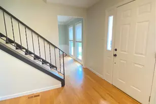 2268 Kittridge Ct, Chesterfield, MO 63017 - Photo 2