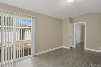 1129 Haley Avenue, Saint Louis, MO 63121 - Photo 10