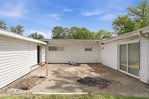 1129 Haley Ave, Saint Louis, MO 63121 - Photo 28
