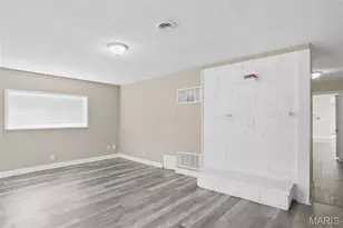 1129 Haley Ave, Saint Louis, MO 63121 - Photo 6