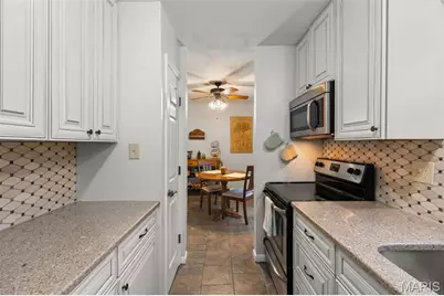 13459 Coliseum Drive, Chesterfield, MO 63017 - Photo 14