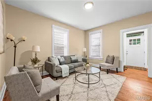 4435 Itaska St, Saint Louis, MO 63116 - Photo 8
