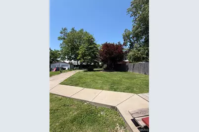 3271 Marshall Avenue, Saint John, MO 63114 - Photo 2