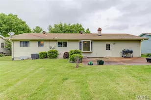 1109 Wedgewood Dr, Saint Charles, MO 63303 - Photo 36