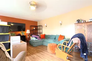 1370 Harkee Dr, Florissant, MO 63031 - Photo 2