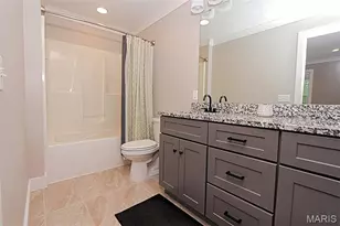 401 Tradition Dr, Cape Girardeau, MO 63701 - Photo 36