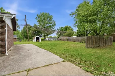 11795 Old Halls Ferry Road, Florissant, MO 63033 - Photo 34