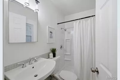 11795 Old Halls Ferry Road, Florissant, MO 63033 - Photo 22
