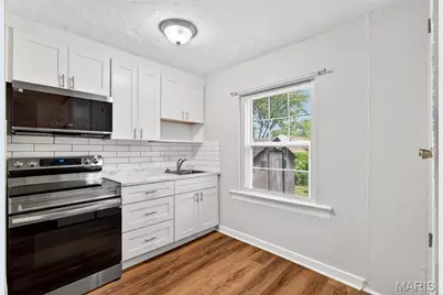 9411 Muriel Avenue, Woodson Terrace, MO 63114 - Photo 8