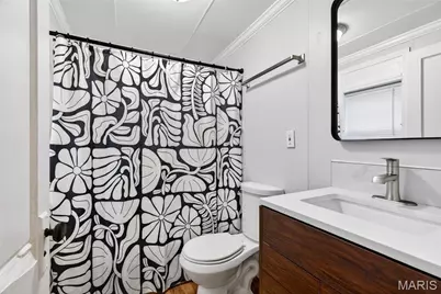 9411 Muriel Avenue, Woodson Terrace, MO 63114 - Photo 6