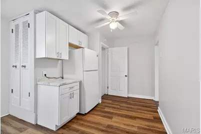 9411 Muriel Avenue, Woodson Terrace, MO 63114 - Photo 10