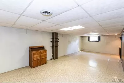 11048 Ridge Forest Court, Saint Louis, MO 63126 - Photo 18