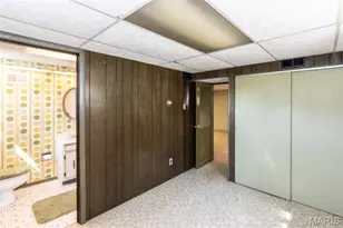 11048 Ridge Forest Ct, Saint Louis, MO 63126 - Photo 20