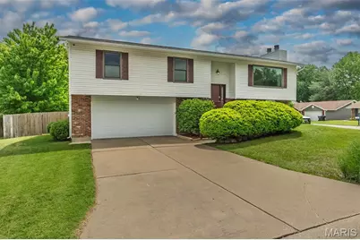 799 Bear Mountain Drive, Saint Peters, MO 63376 - Photo 2