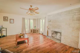 145 Well Dr, Herculaneum, MO 63048 - Photo 6