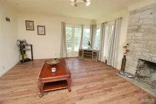 145 Well Dr, Herculaneum, MO 63048 - Photo 6