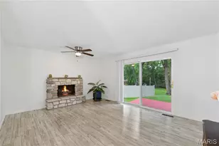 13028 Ambois Dr, Creve Coeur, MO 63141 - Photo 8