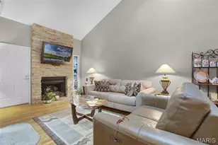 224 Hemingway Ln, Weldon Spring, MO 63304 - Photo 8