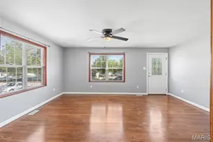 1107 W Congress St, Pacific, MO 63069 - Photo 6