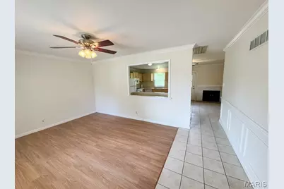 106 Jane Drive, Saint Peters, MO 63376 - Photo 2