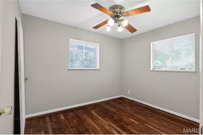 10247 Valley Drive, Saint Louis, MO 63137 - Photo 12