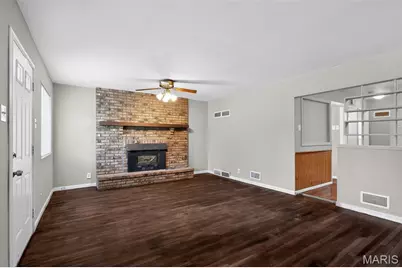 10247 Valley Drive, Saint Louis, MO 63137 - Photo 16