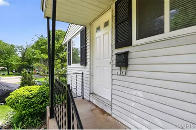 10247 Valley Drive, Saint Louis, MO 63137 - Photo 6