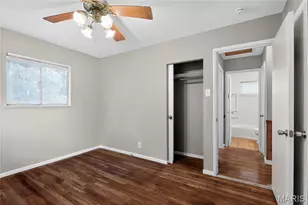 10247 Valley Dr, Saint Louis, MO 63137 - Photo 22