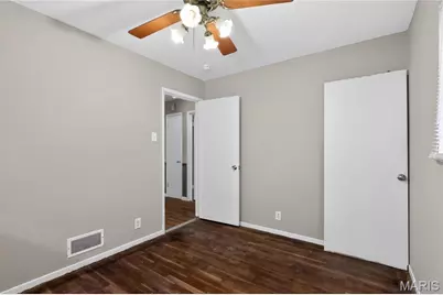 10247 Valley Drive, Saint Louis, MO 63137 - Photo 20