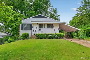 10247 Valley Dr, Saint Louis, MO 63137 - Photo 2