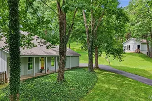 4120 Charbonier Rd, Florissant, MO 63031 - Photo 4