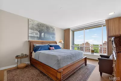 4501 Lindell Boulevard #10B, Saint Louis, MO 63108 - Photo 20