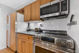4501 Lindell Blvd, Saint Louis, MO 63108 - Photo 10