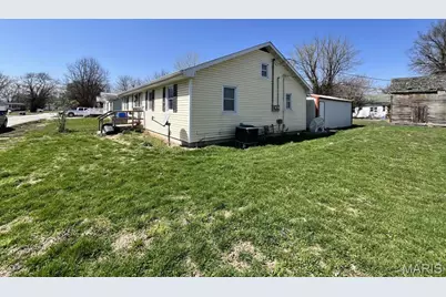 210 Dean Street, Shelbina, MO 63468 - Photo 4