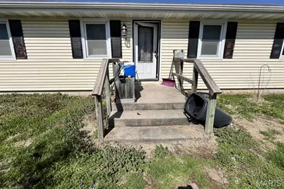 210 Dean Street, Shelbina, MO 63468 - Photo 2