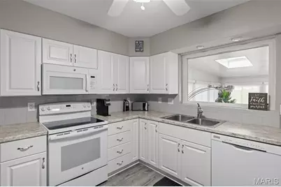 9814 Huntingdon Lane, Saint Louis, MO 63123 - Photo 22