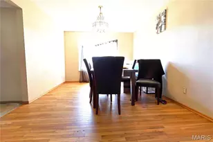 2660 Delaware Dr, Florissant, MO 63033 - Photo 8