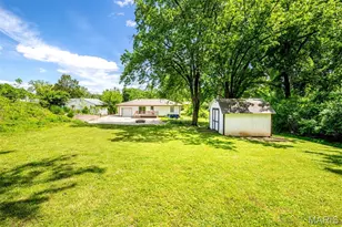50 Oakwood Ln, Saint Louis, MO 63129 - Photo 12