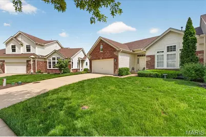 14736 Thornbird Manor Parkway, Chesterfield, MO 63017 - Photo 4