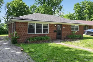 6839 Chamberlain Ct, Saint Louis, MO 63130 - Photo 2