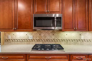 12120 Westwick Pl, Saint Louis, MO 63127 - Photo 32