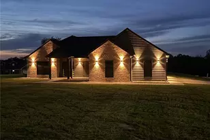 265 Gala, Hannibal, MO 63401 - Photo 2