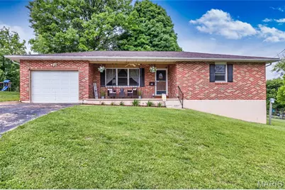 102 N Thomas Street, De Soto, MO 63020 - Photo 1