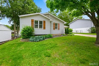 13 Spring Fawn Lane, Saint Peters, MO 63376 - Photo 2