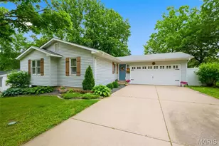 13 Spring Fawn Ln, Saint Peters, MO 63376 - Photo 4